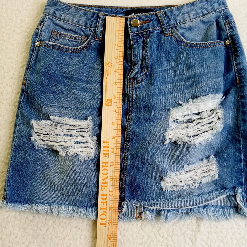 Fashion Nova Distressed Denim Women's Skirt M Cotton - Picture 5 of 11